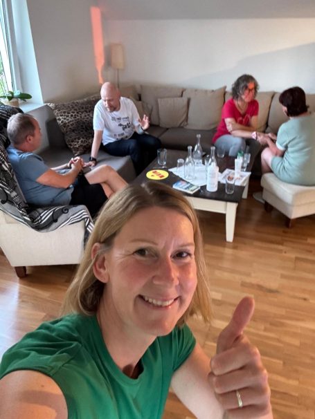 Vitalitäts-Talk in privater Runde Speakerin Alexandra Thiery hält einen persönlichen Vortrag über Detox und Vitalität in einer exklusiven Kleingruppe.